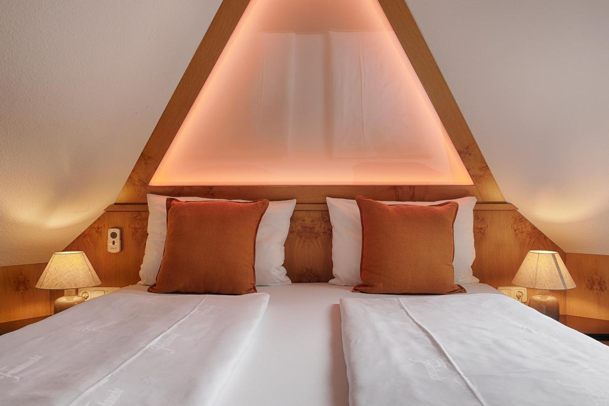 Hotel Fischzucht In Wuerzburg Ngoại thất bức ảnh