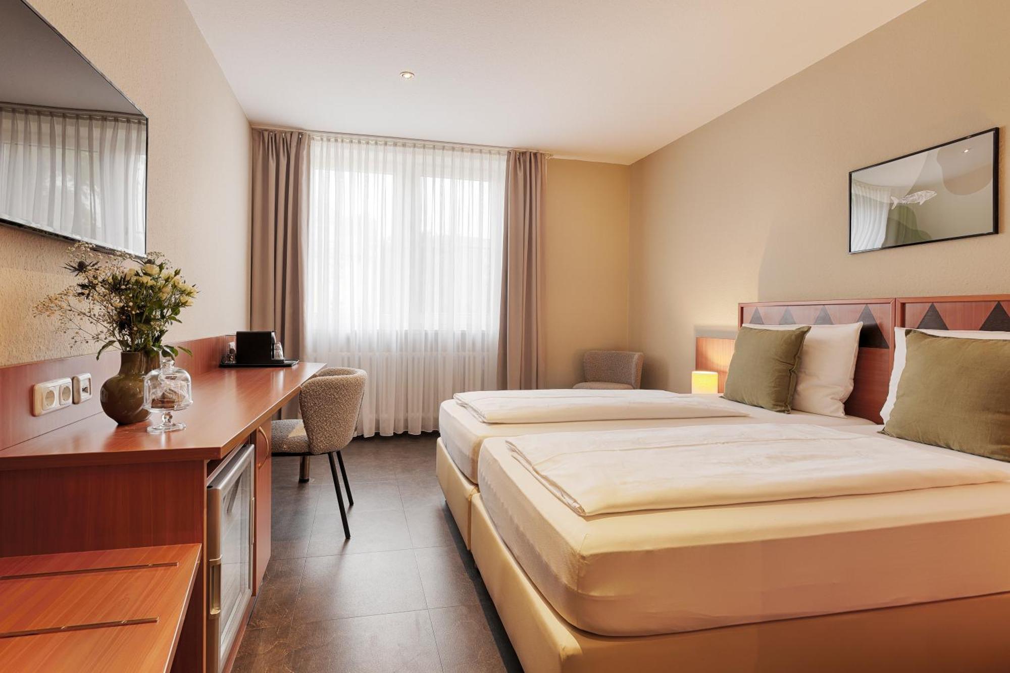 Hotel Fischzucht In Wuerzburg Ngoại thất bức ảnh