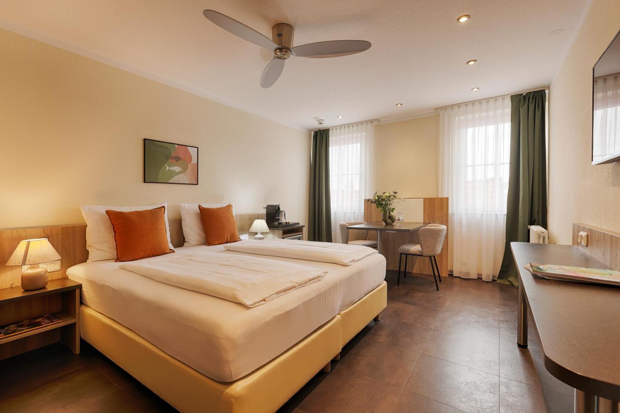Hotel Fischzucht In Wuerzburg Ngoại thất bức ảnh