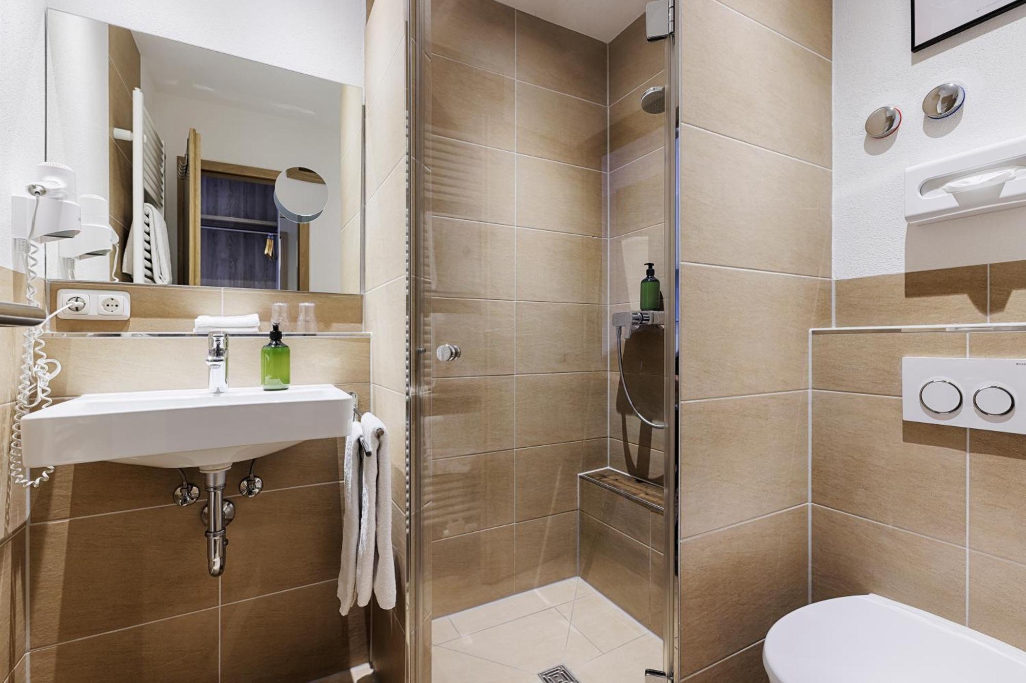 Hotel Fischzucht In Wuerzburg Ngoại thất bức ảnh