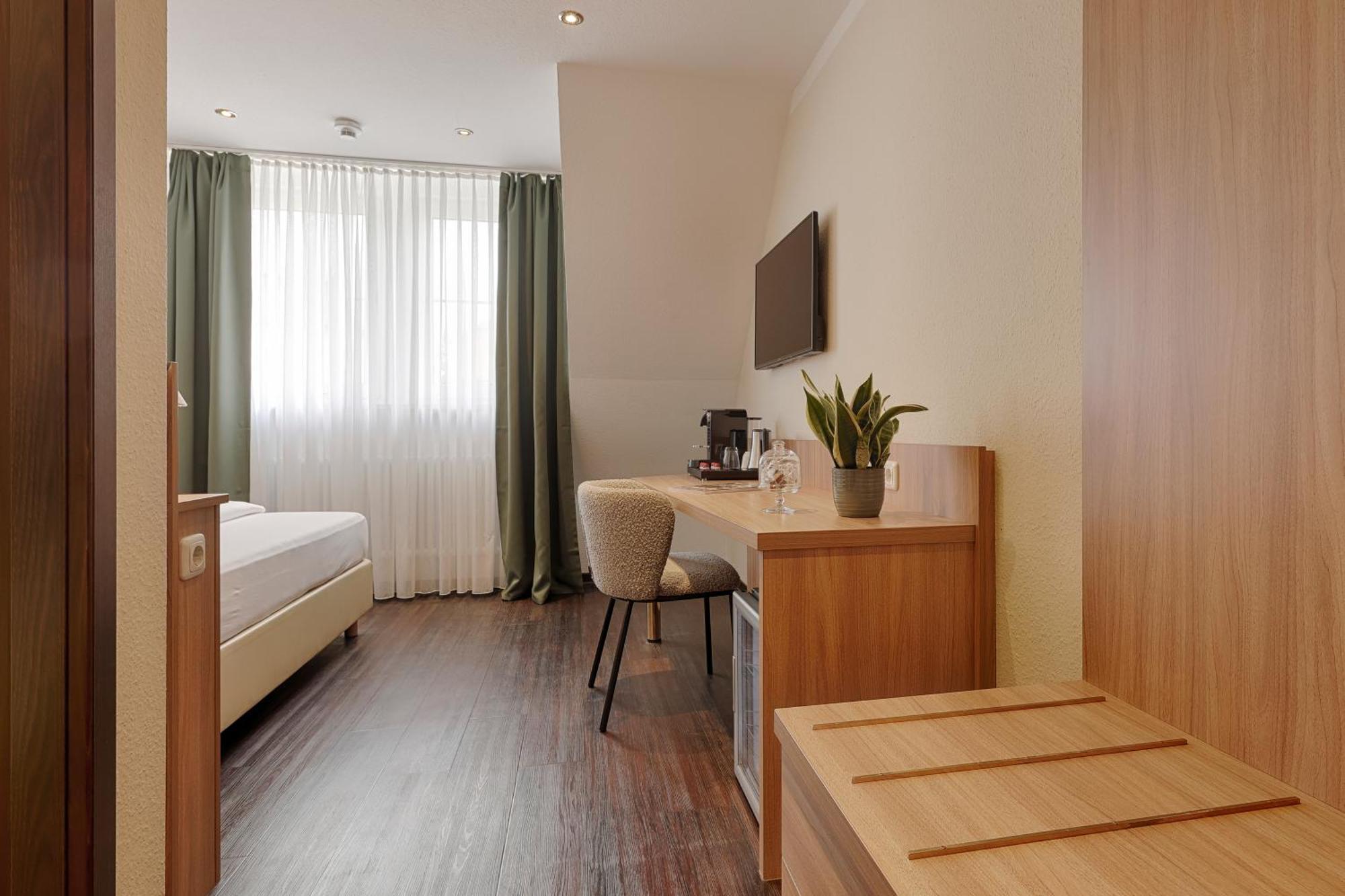 Hotel Fischzucht In Wuerzburg Ngoại thất bức ảnh